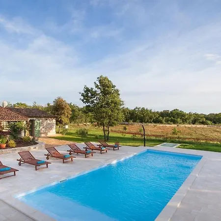 Lovely Rural With A Swimming Pool In Villa Bale